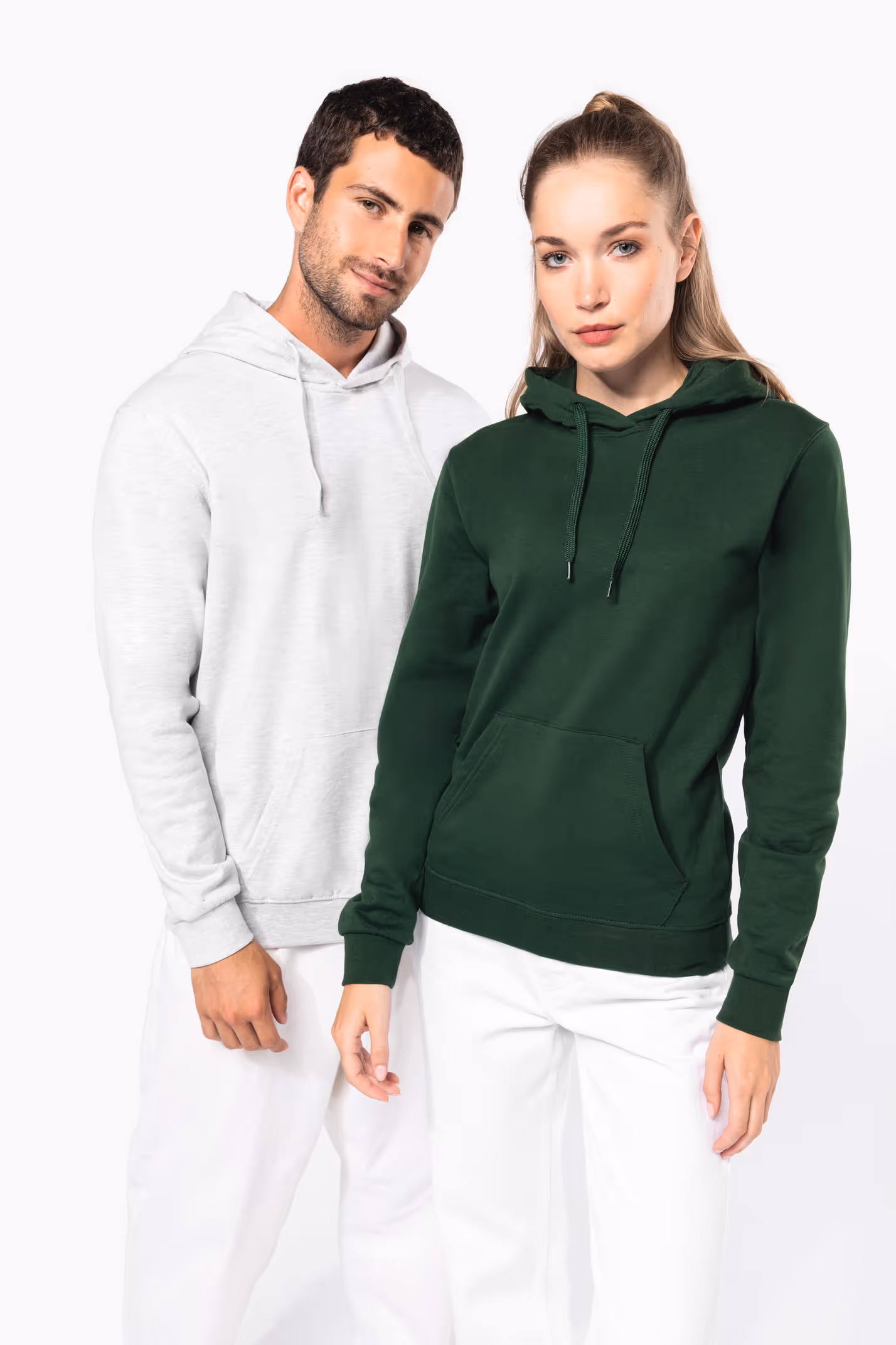 K4041 - Sweatshirt reciclada com capuz unissexo